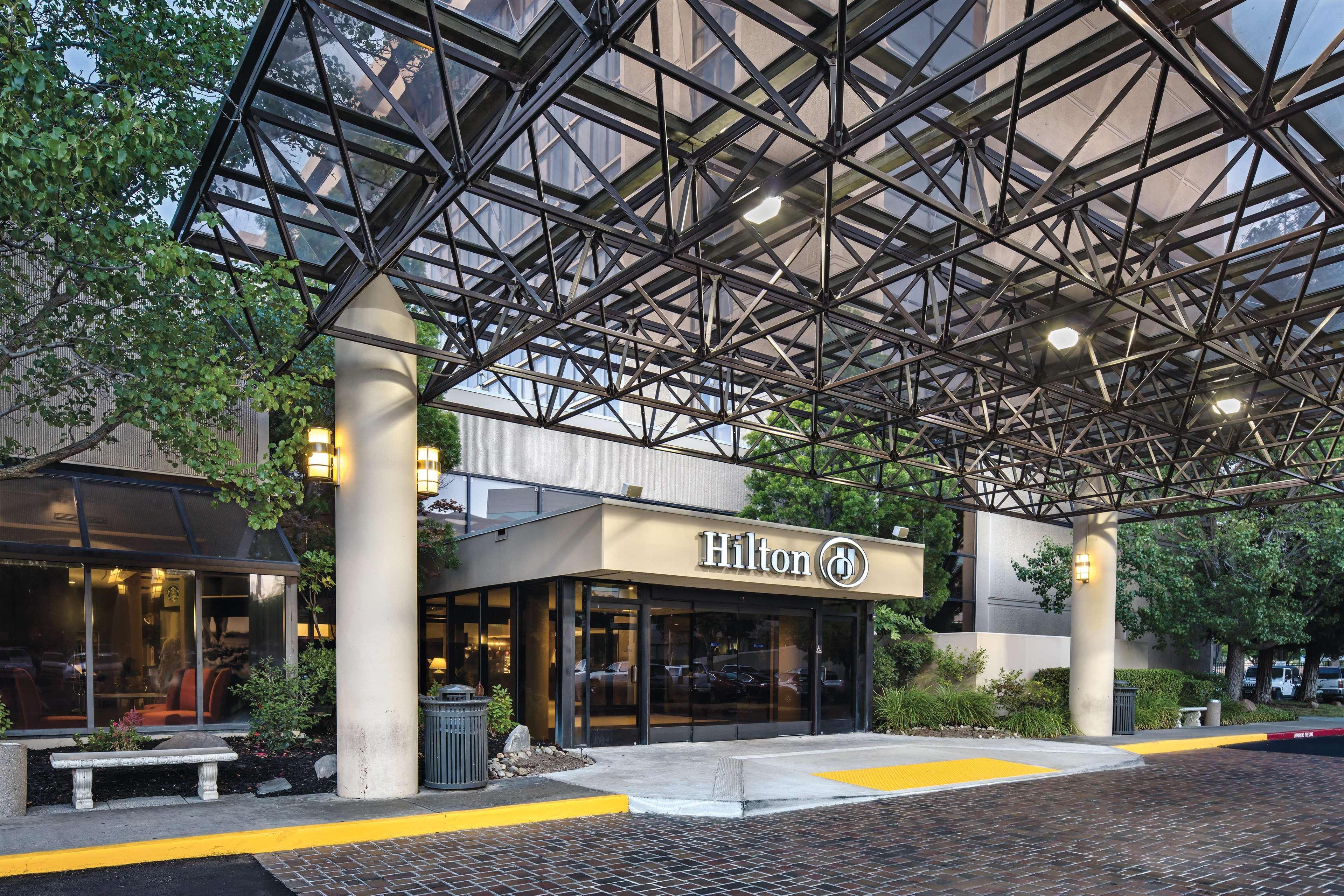 Hilton Sacramento Arden West Hotel Exterior foto