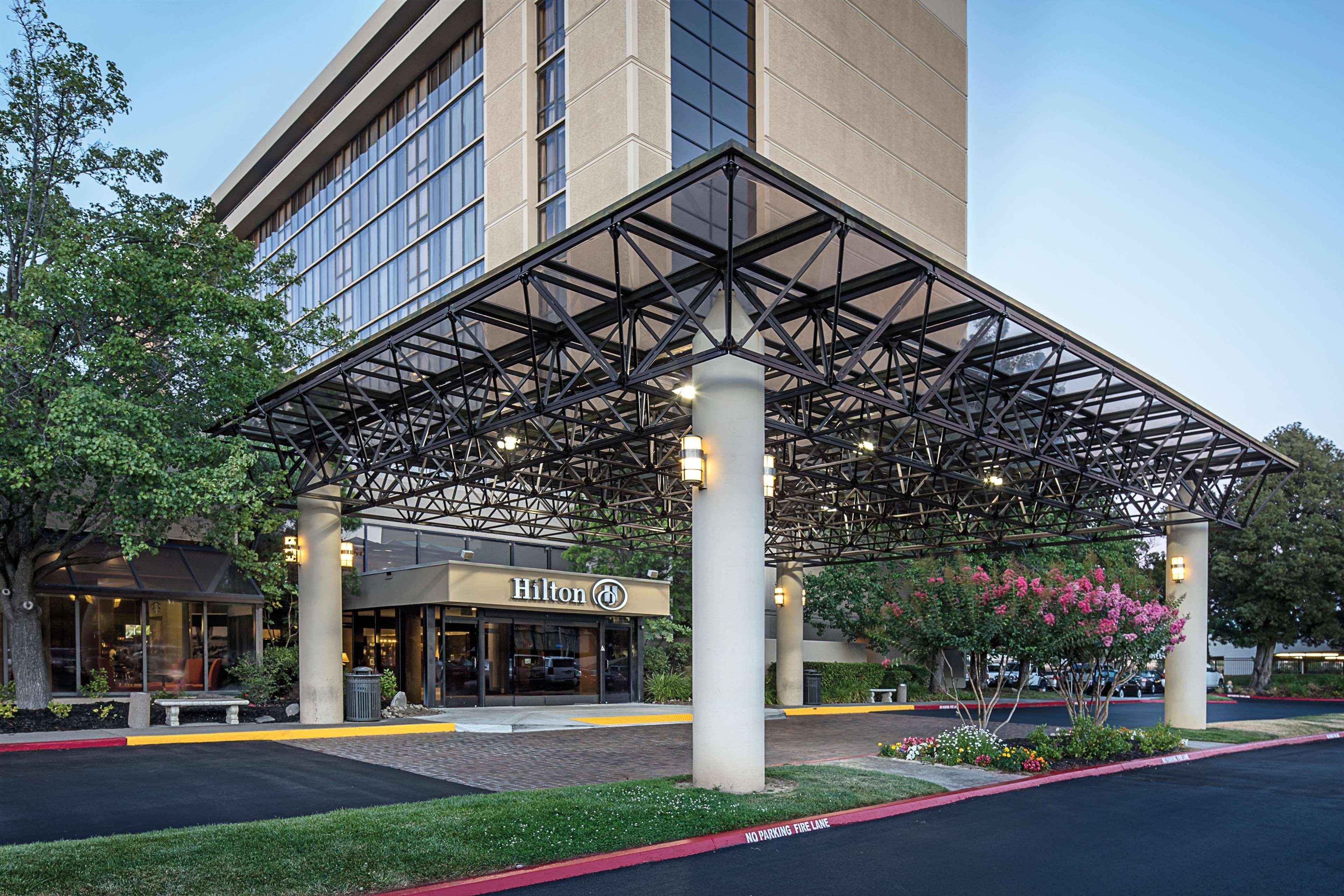 Hilton Sacramento Arden West Hotel Exterior foto