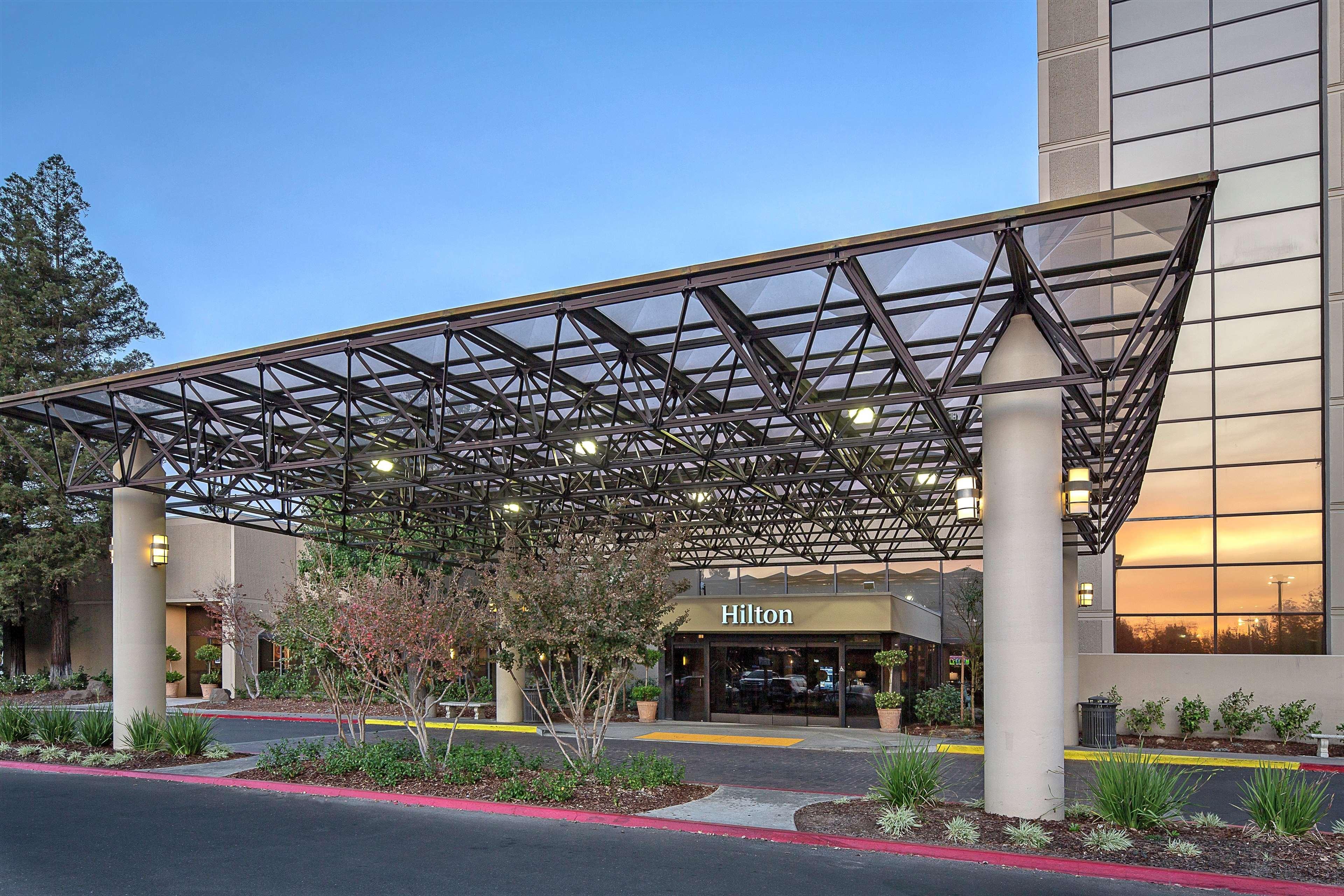 Hilton Sacramento Arden West Hotel Exterior foto