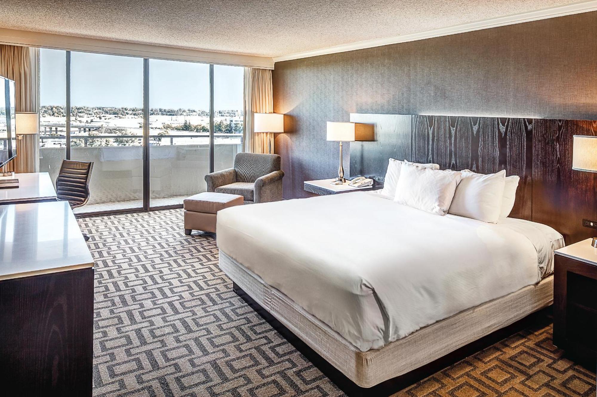 Hilton Sacramento Arden West Hotel Exterior foto