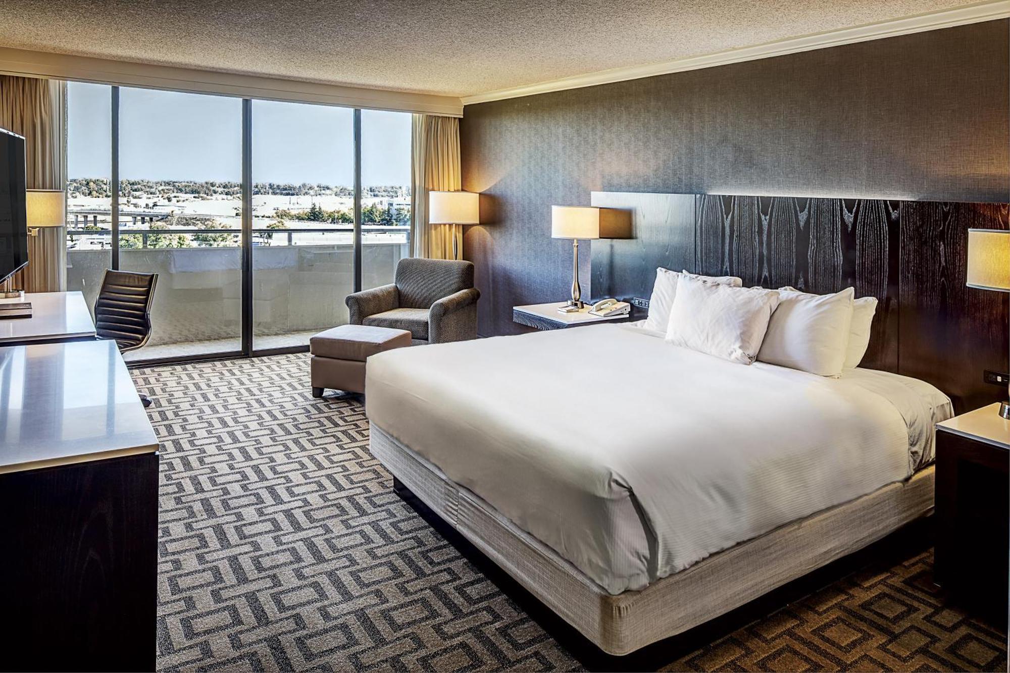 Hilton Sacramento Arden West Hotel Exterior foto