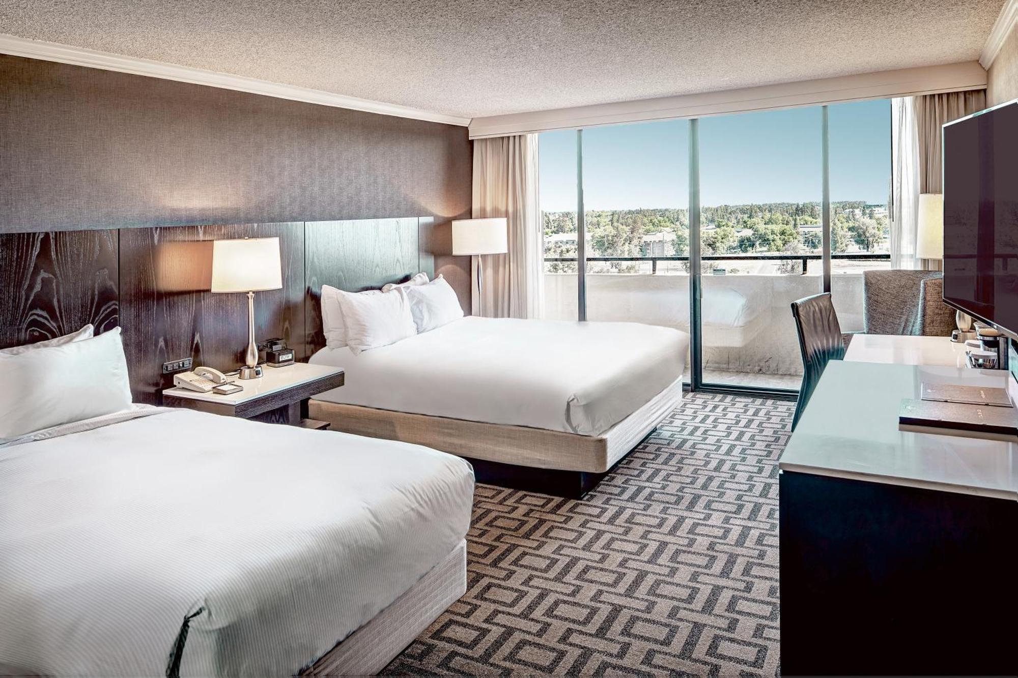 Hilton Sacramento Arden West Hotel Exterior foto